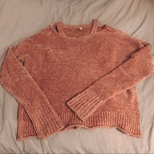 Cut-out shoulder sweater